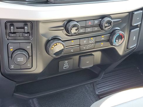 New 2026 Ford F250 XL w/ FX4 Off-Road Package AWD/4WD image 19