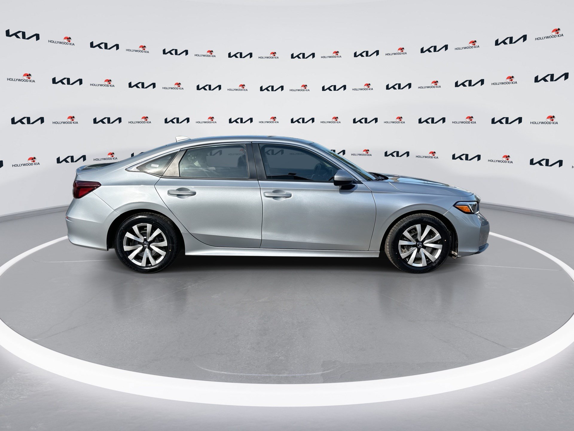 Used 2025 Honda Civic LX image 9