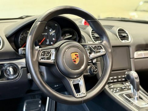 Used 2022 Porsche 718 Boxster GTS RWD image 38