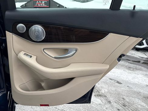 Used 2017 Mercedes-Benz C 300 4MATIC Sedan image 30