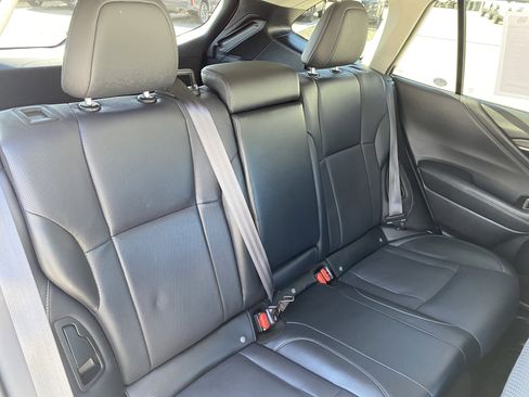 Used 2023 Subaru Outback Limited XT AWD/4WD image 20