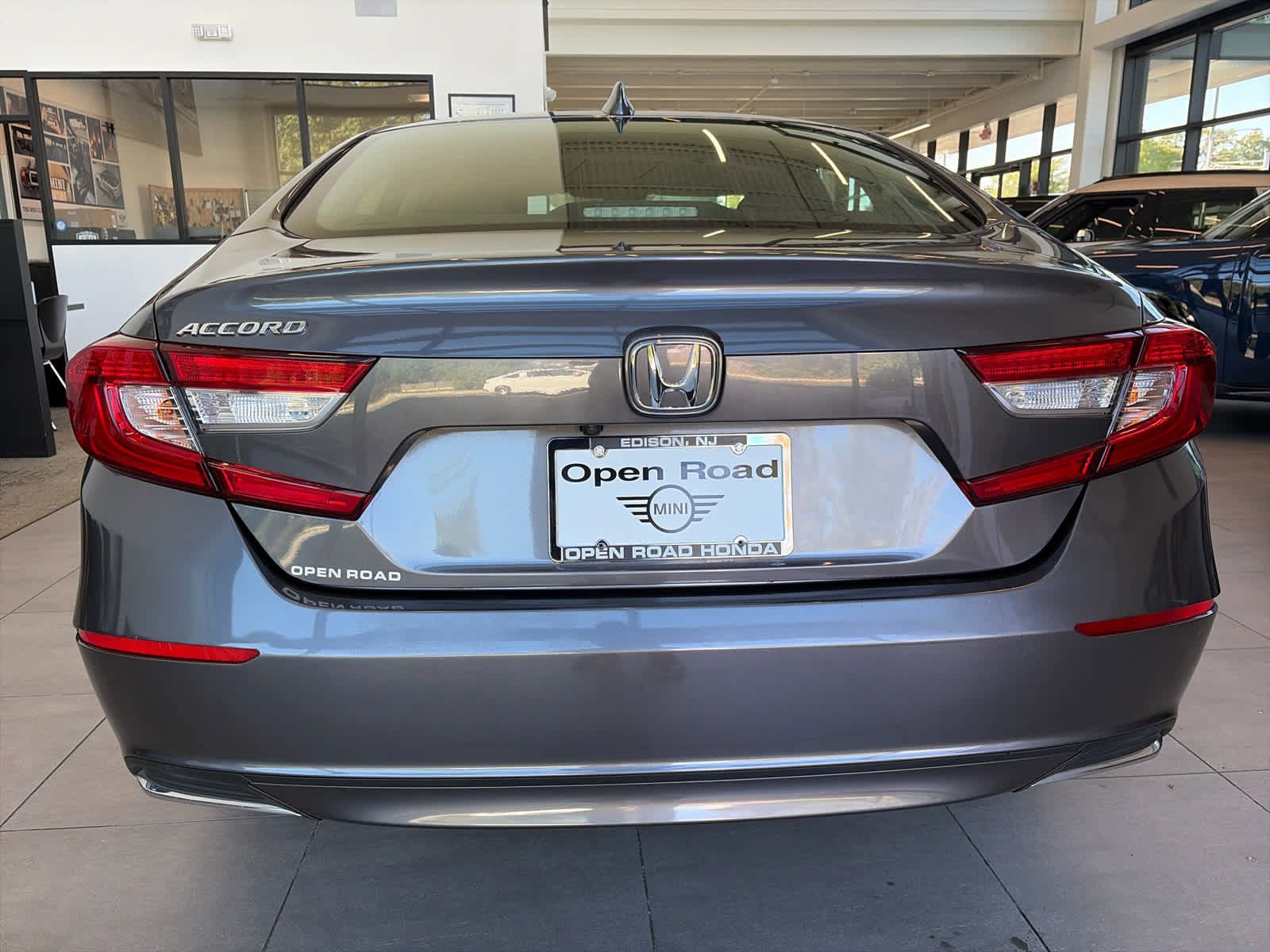 Used 2021 Honda Accord LX image 3