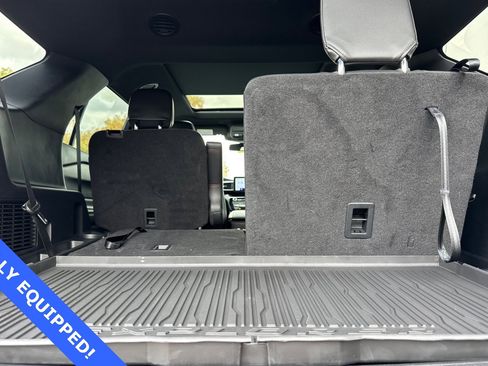 Certified 2022 Ford Explorer ST-Line w/ Class IV Trailer Tow Package image 17