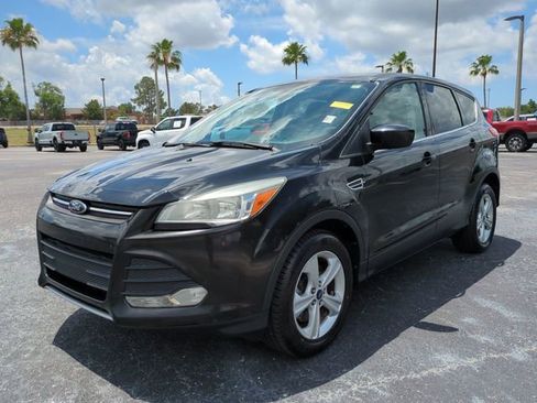 Used 2014 Ford Escape SE FWD image 9