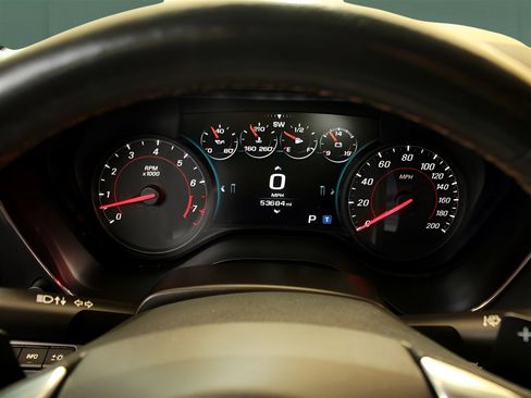 Used 2016 Chevrolet Camaro SS image 17