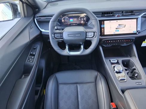 New 2026 Jeep Cherokee Overland w/ Advanced Pro Tech Group AWD/4WD image 13