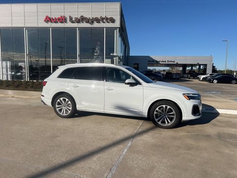 Used 2025 Audi Q7 3.0T Premium Plus w/ Premium Plus Package image 10