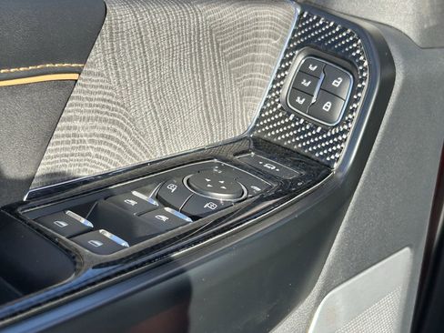 Used 2024 Ford F250 Platinum AWD/4WD image 32