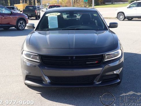 Used 2022 Dodge Charger SXT image 2