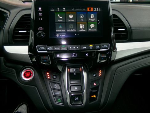 Used 2024 Honda Odyssey EX-L image 11