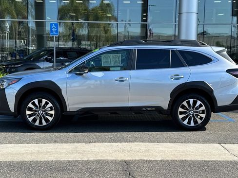 Certified 2025 Subaru Outback Limited AWD/4WD image 9
