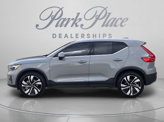 Used 2024 Volvo XC40 B5 Plus w/ Protection Package Premier AWD/4WD video 2