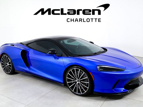 Used 2021 McLaren GT image 2