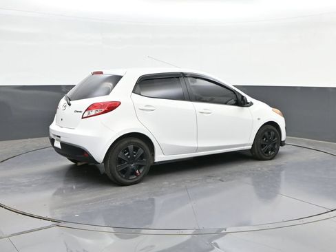 Used 2013 MAZDA MAZDA2 Sport FWD image 12