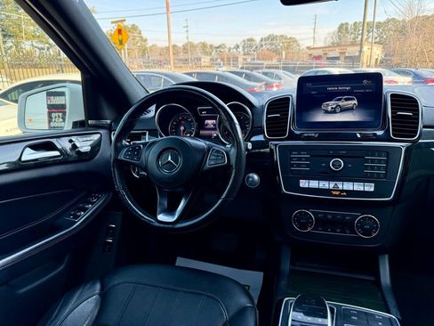 Used 2018 Mercedes-Benz GLS 450 4MATIC image 17