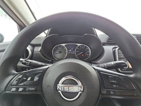 Used 2024 Nissan Versa S w/ S Plus Package image 25