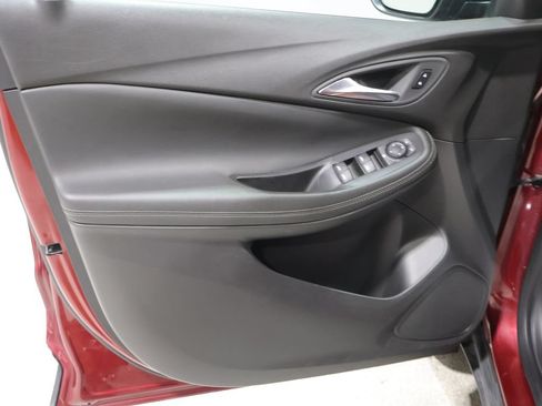 Used 2024 Buick Encore GX Preferred AWD/4WD image 13