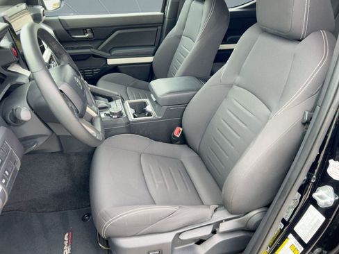 Used 2024 Toyota Tacoma SR5 image 5