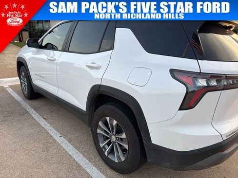 Used 2026 Chevrolet Equinox LT w/ Convenience Package II image 4