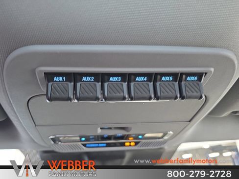 Used 2024 Ford F350 Lariat w/ Lariat Ultimate Package AWD/4WD image 32