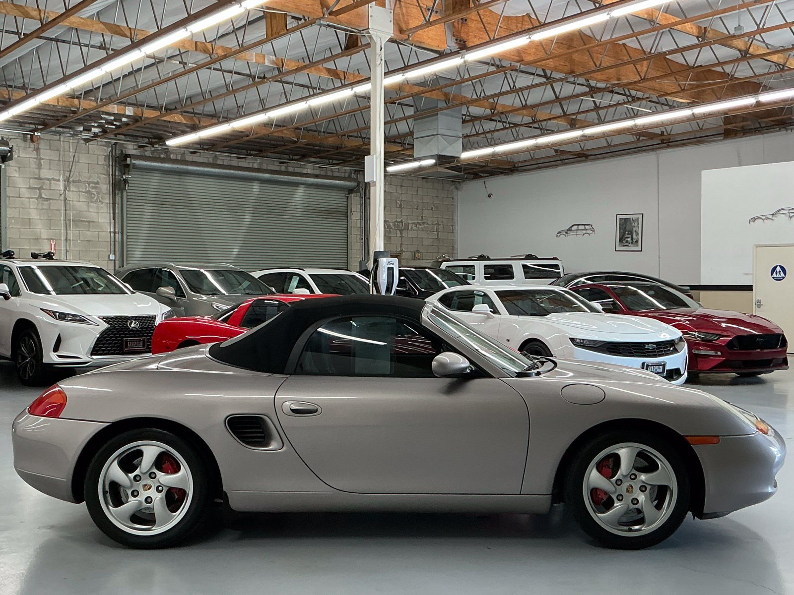 Used 2002 Porsche Boxster S RWD image 17