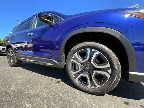 Used 2026 Subaru Ascent Touring w/ Popular Package #2 AWD/4WD image 9