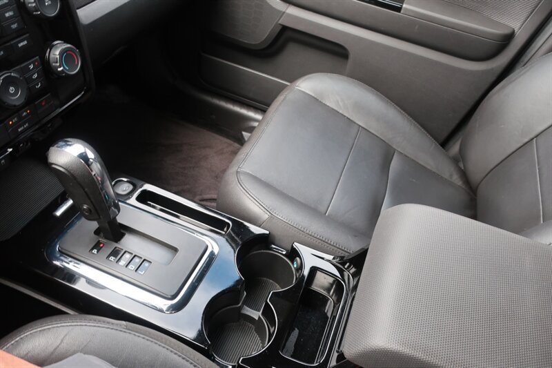 Used 2010 Ford Escape Limited FWD image 22