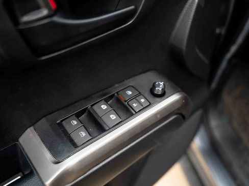 Used 2023 Toyota Tacoma SR5 image 12