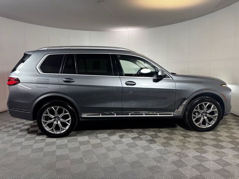 Used 2023 BMW X7 xDrive40i image 8