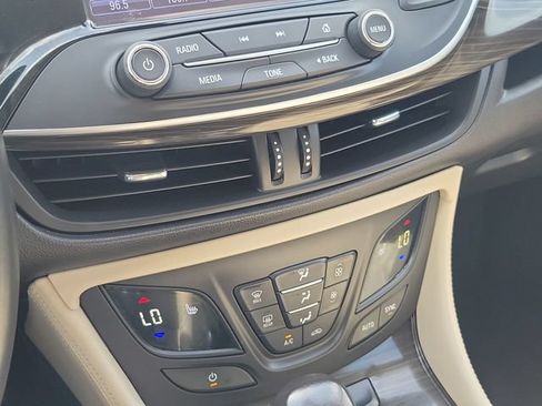 Used 2020 Buick Envision Preferred FWD image 27