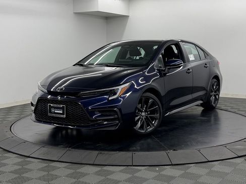 New 2026 Toyota Corolla SE FWD image 2