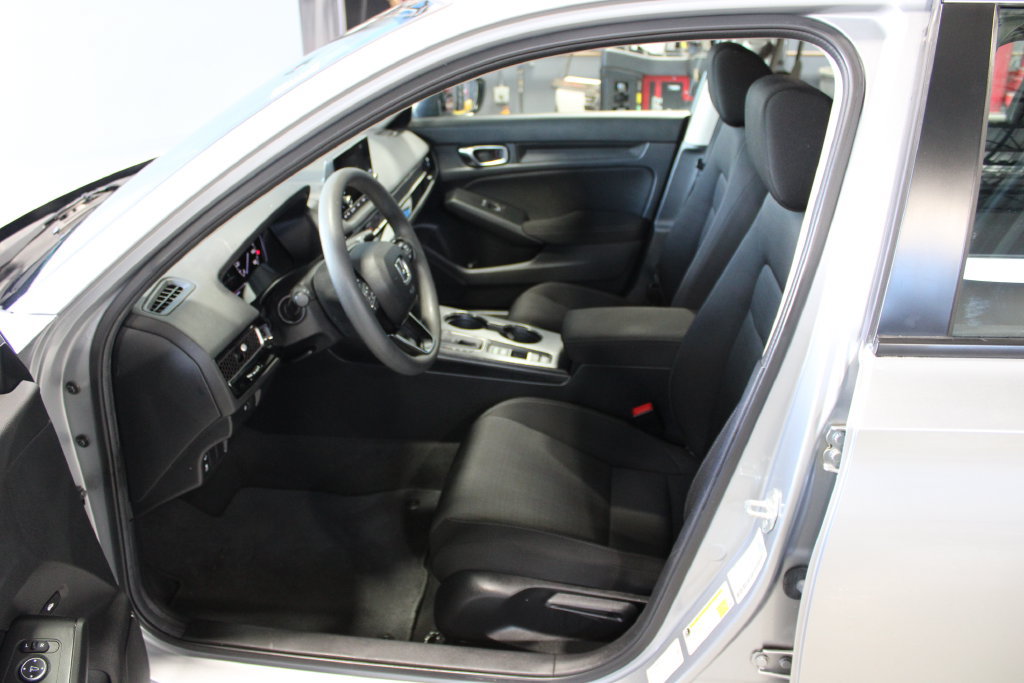 Used 2024 Honda Civic LX image 6
