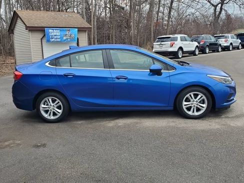 Used 2016 Chevrolet Cruze LT w/ Convenience Package FWD image 7