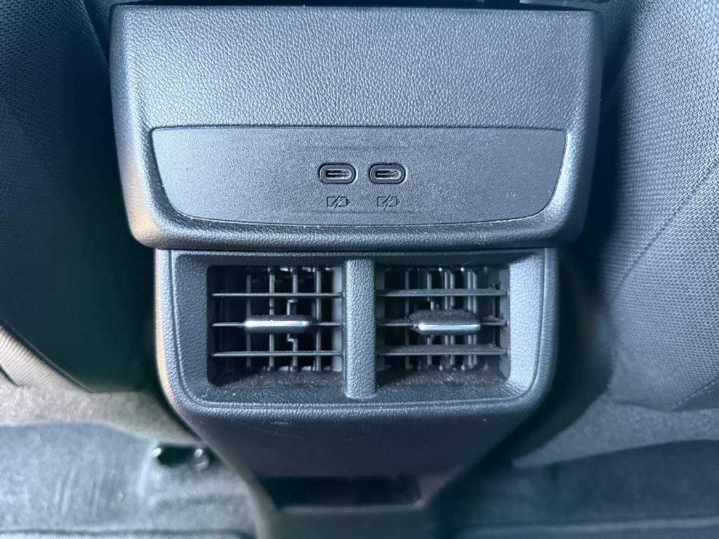 Used 2025 Chevrolet Equinox LT w/ Safety and Technology Package AWD/4WD image 38