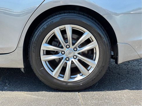 Used 2015 INFINITI Q70 3.7 RWD image 26