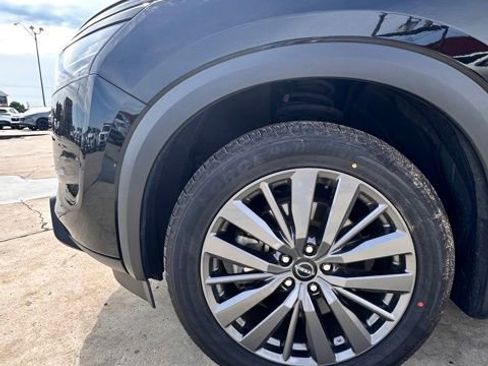 Certified 2022 Nissan Pathfinder SL w/ SL Premium Package FWD image 11