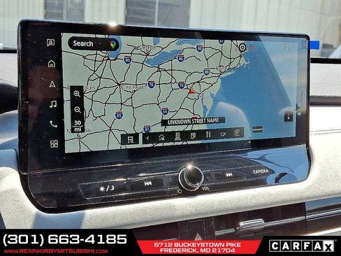 New 2025 Mitsubishi Outlander SE image 12