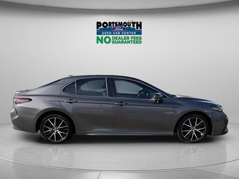 Used 2023 Toyota Camry SE image 7