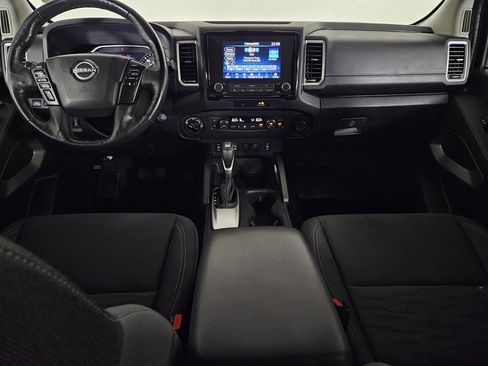 Used 2022 Nissan Frontier SV image 7