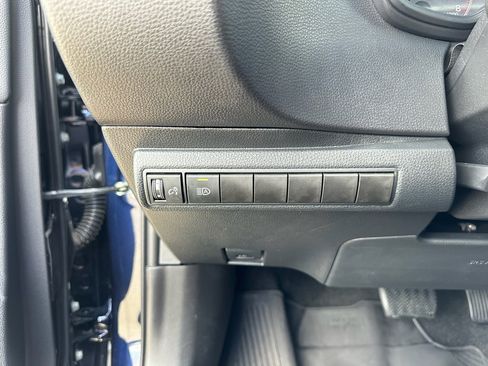 Used 2024 Toyota Corolla SE image 17