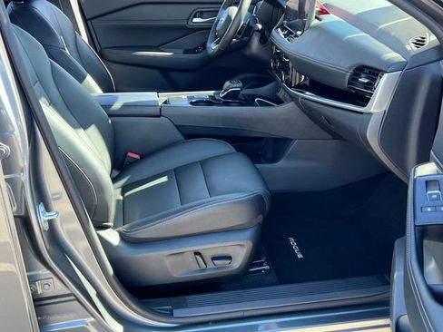 Certified 2024 Nissan Rogue SL w/ SL Premium Package FWD image 26