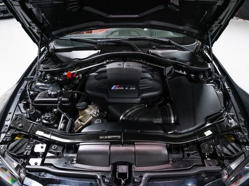 Used 2011 BMW M3 Convertible RWD image 40