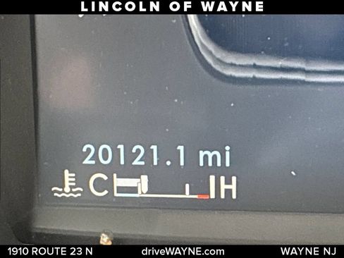 Certified 2023 Lincoln Corsair AWD w/ Equipment Group 101A image 17