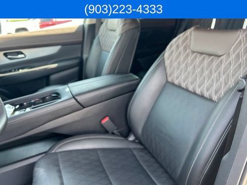 Used 2025 Nissan Murano Platinum w/ Cargo Package AWD/4WD image 43