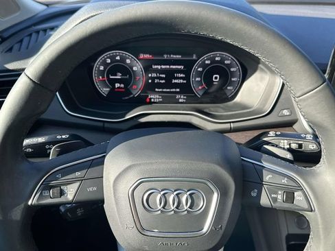 Used 2023 Audi Q5 2.0T Premium Plus w/ Premium Plus Package AWD/4WD image 24