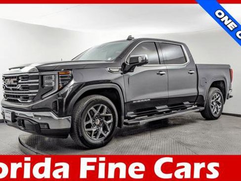 Used 2023 GMC Sierra 1500 SLT image 1