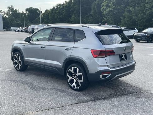 Certified 2023 Volkswagen Taos SEL AWD/4WD image 6