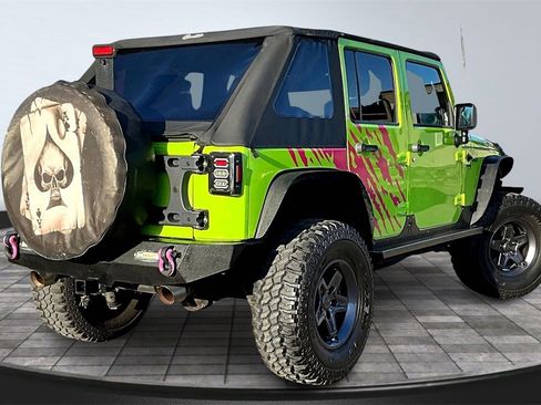 Used 2012 Jeep Wrangler Unlimited Sport image 2