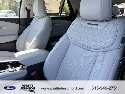 New 2026 Ford Explorer Platinum AWD/4WD image 23