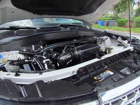 Used 2020 Ford Explorer Limited RWD image 43